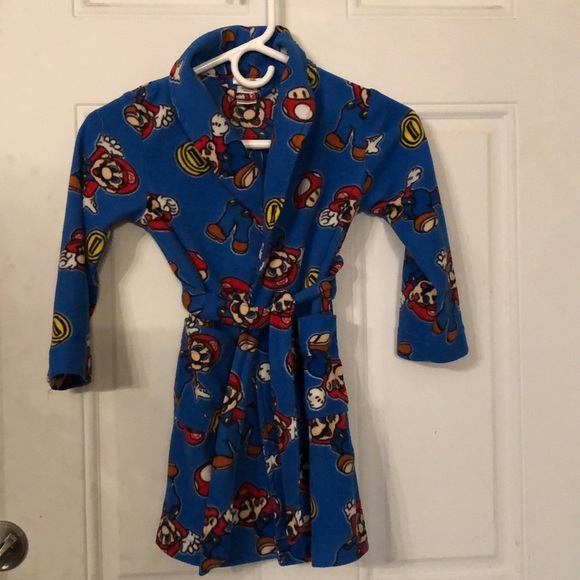 Super Mario Nintendo Belted Robe - Picture 1 of 8